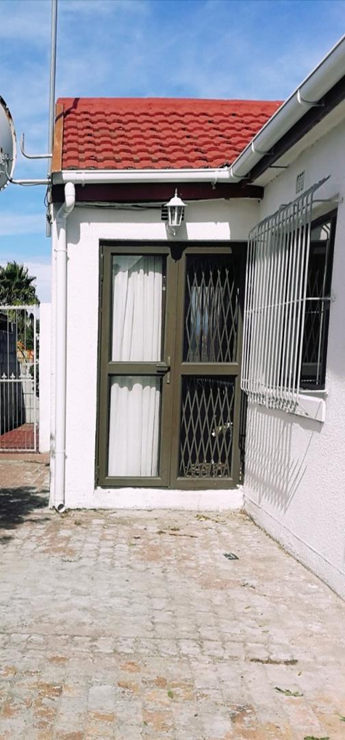 3 Bedroom Property for Sale in Mandalay Western Cape